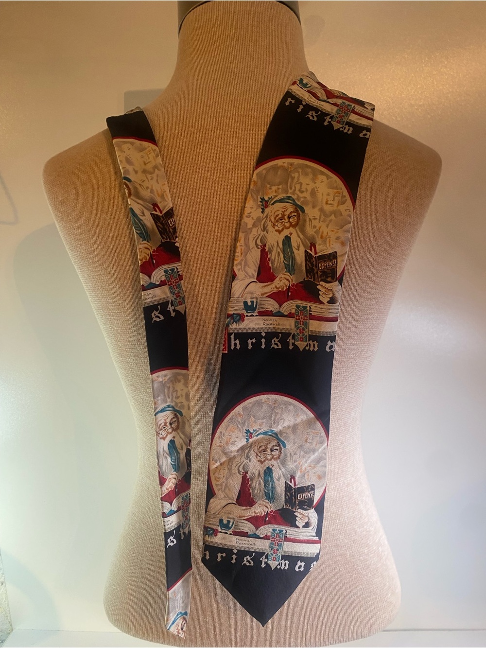 Vintage 1993 Norman Rockwell Santa Neck Tie Saturday Evening Post 100% Silk